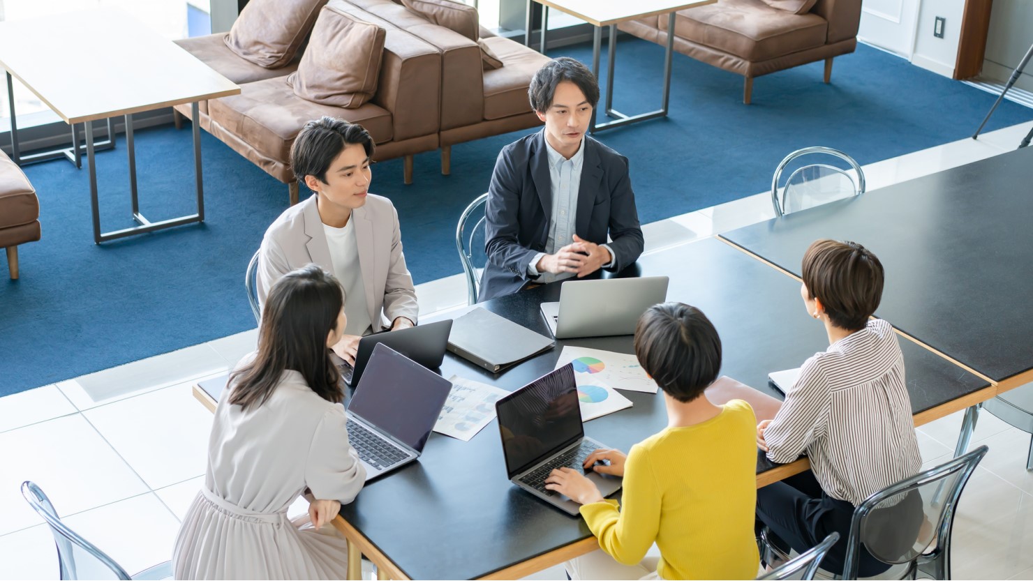 幅広い業種がそろう沼津市