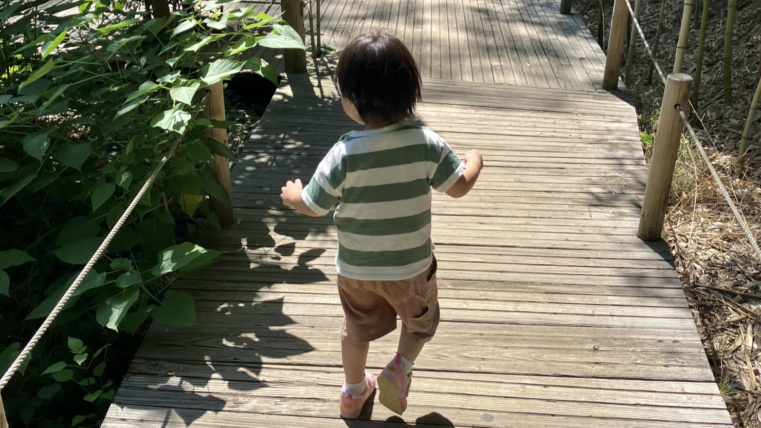 さいたま新都心駅周辺を子どもと散歩中