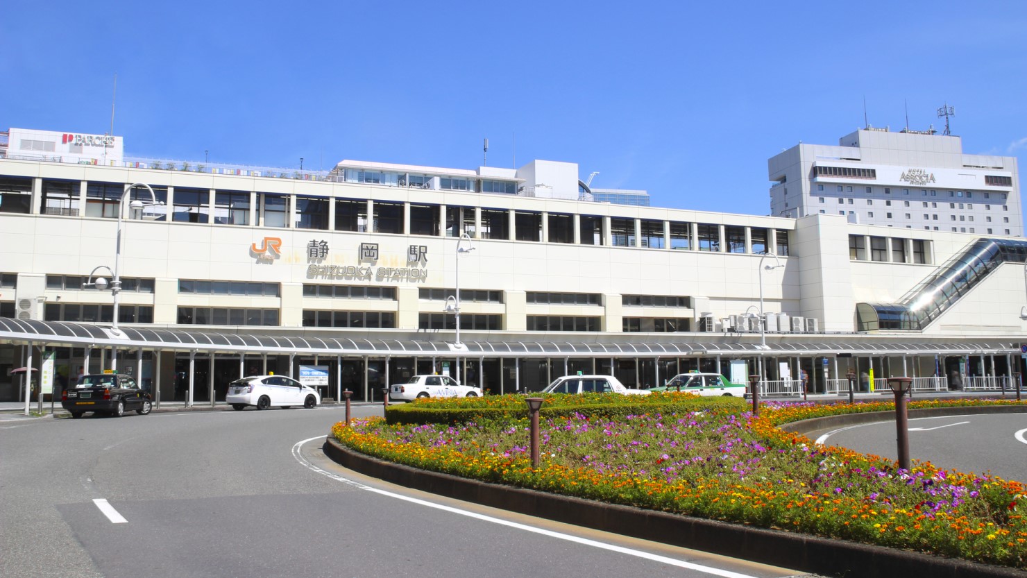 都心部まで約1時間で行ける好アクセス