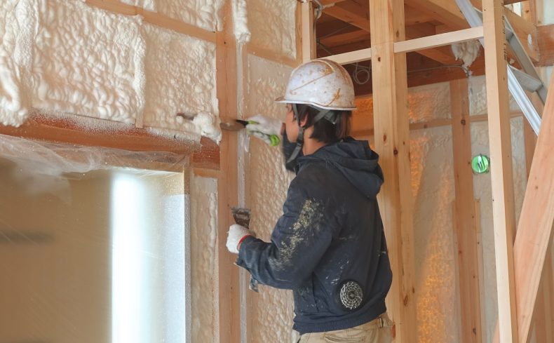 高断熱・高気密の家なら電気代が半額になるってホント？補助金や住宅ローン控除増額のメリットも！