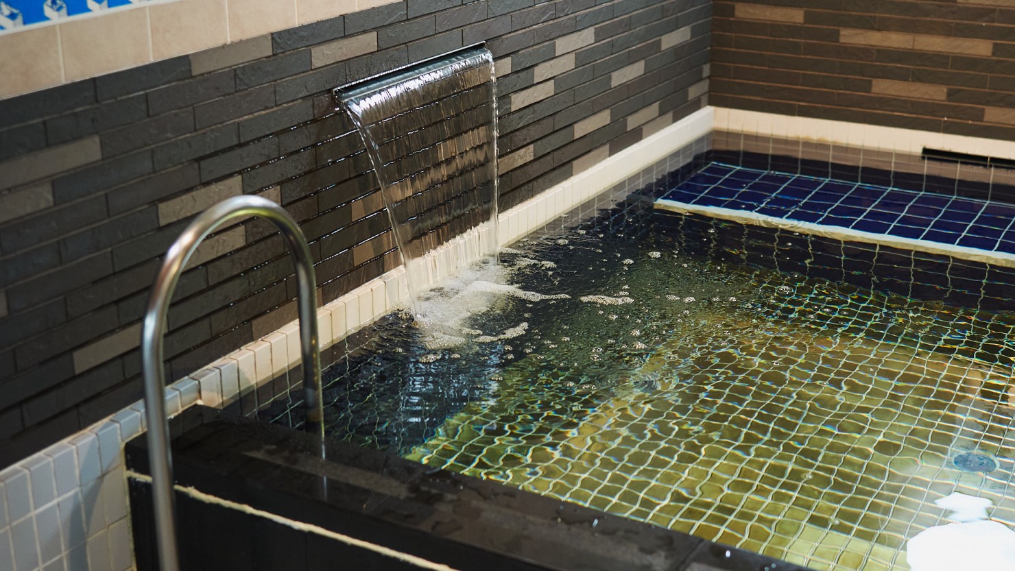 サウナを終えたら水風呂に直行しよう！