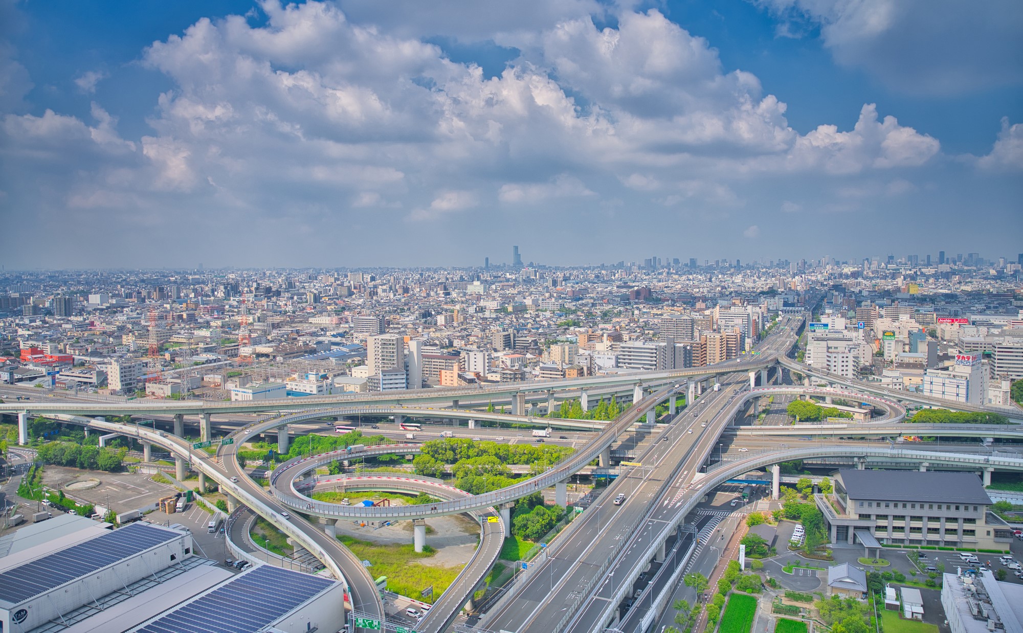 大阪府「東大阪市」で初めての子育て体験！充実した助成制度・子育て支援と周辺環境がそろう街