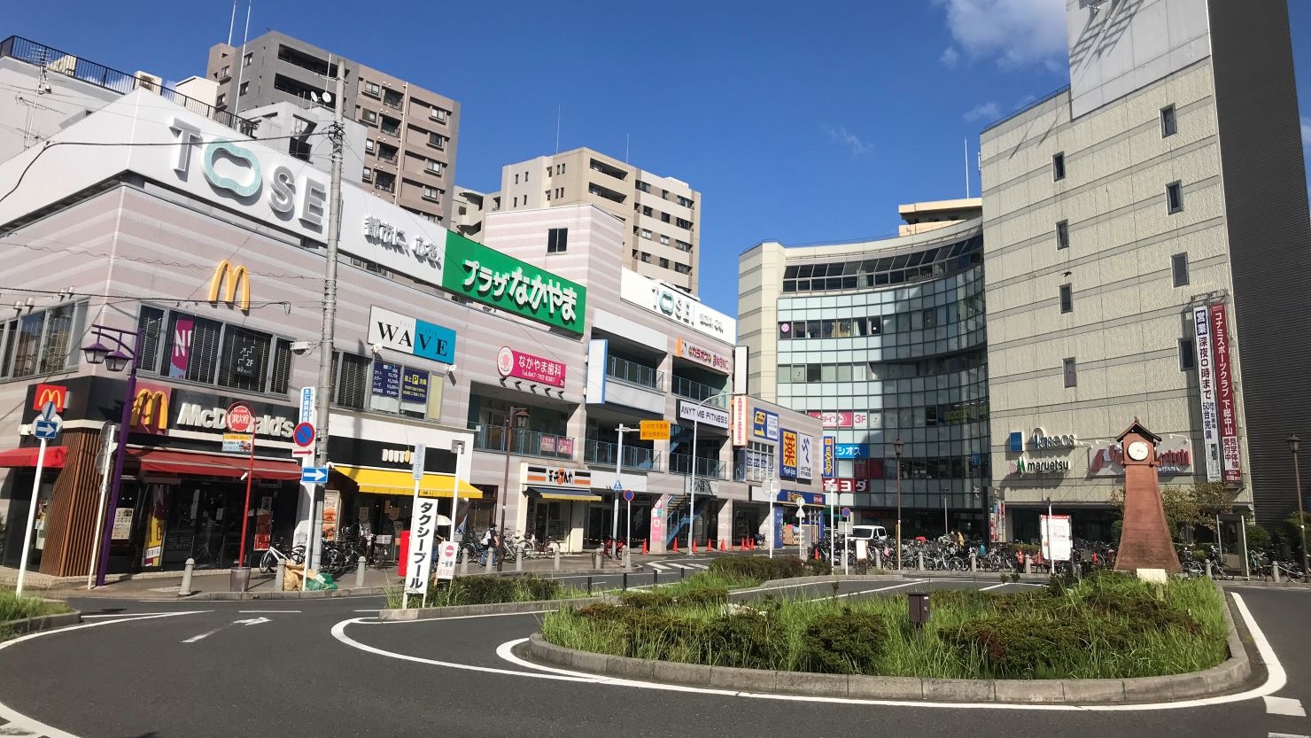下総中山駅北口駅前