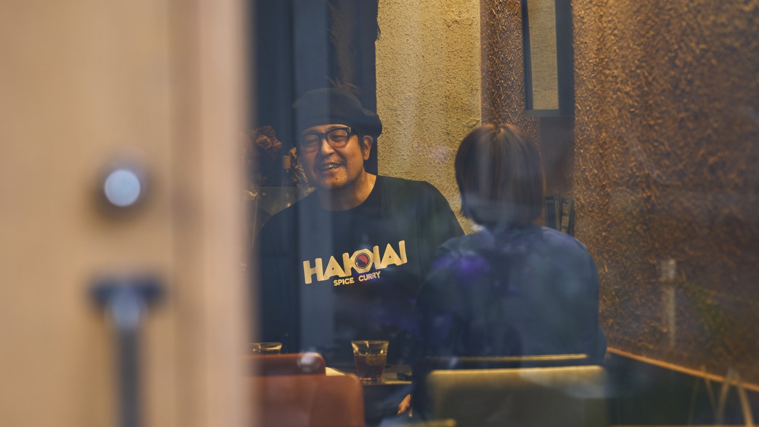 「自身の好奇心にひっかかったものを吸収して、独自のお店をつくり上げていきました。人と一緒が嫌というのが原点にあるのかもしれません」と收さん