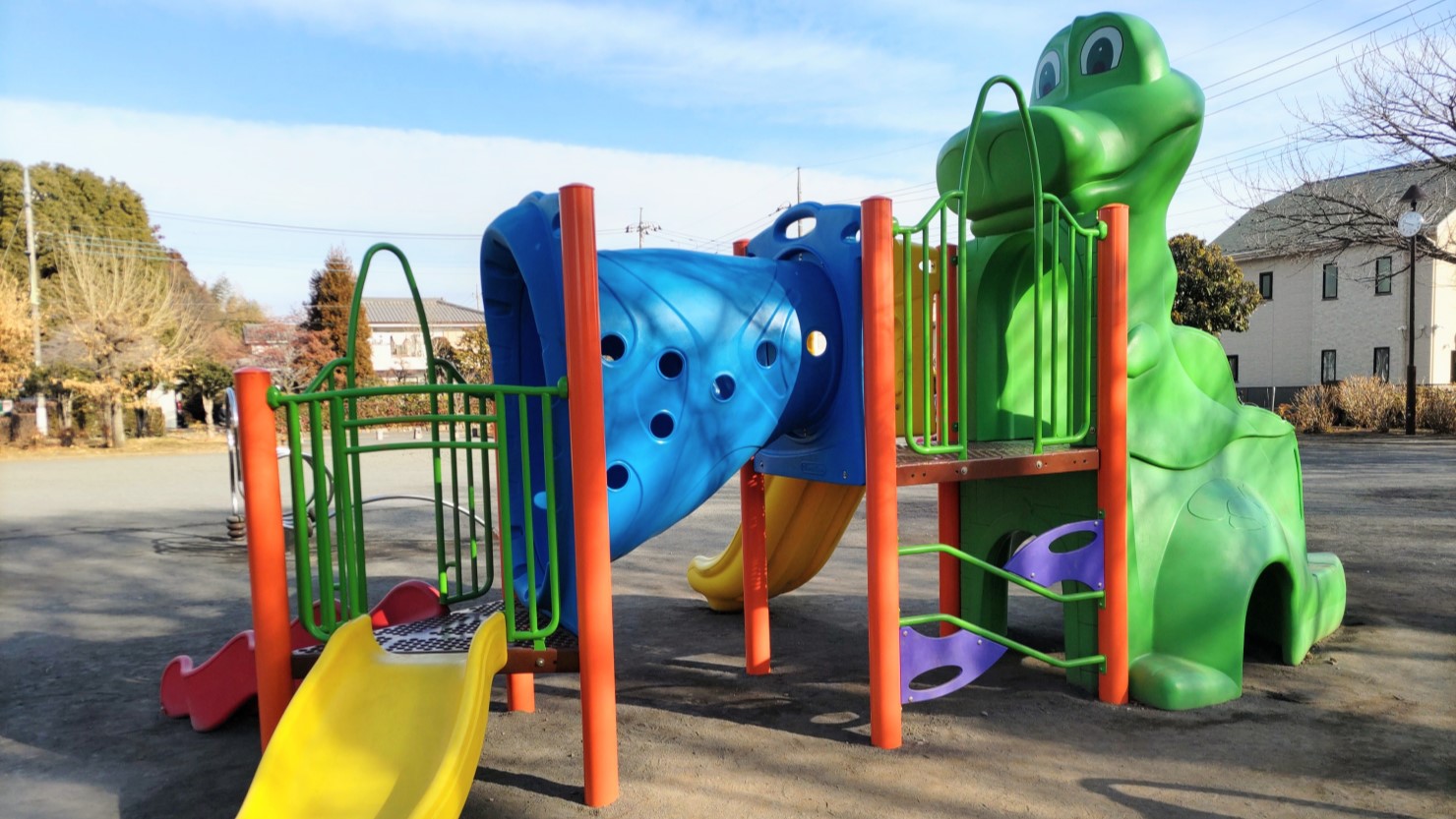 大井戸公園　子どもたちに人気の遊具