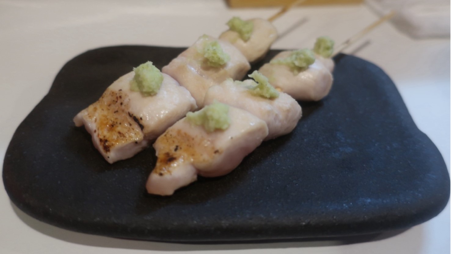 ささみは塩とわさびでいただきます