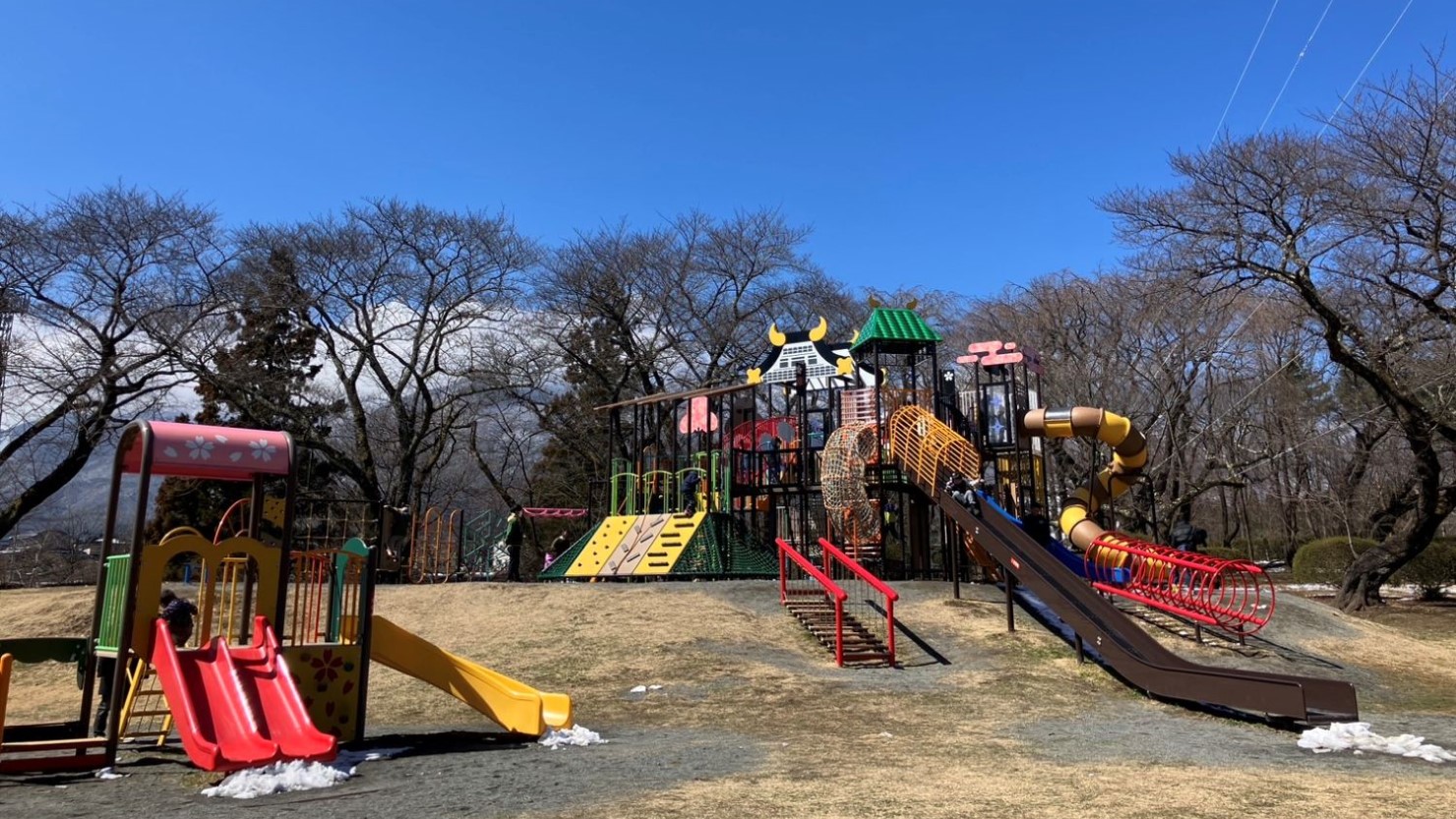 遊具が充実している春日城址公園