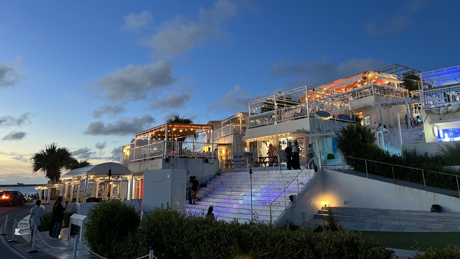 ウミカジテラス