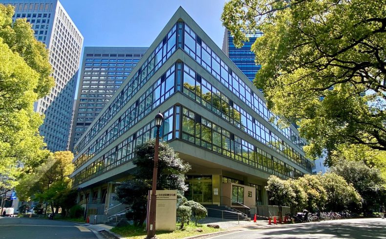 日比谷の森に100余年の時を刻む知のオアシス「日比谷図書文化館（千代田区）」-第2回 進化する東京の図書館を訪ねて