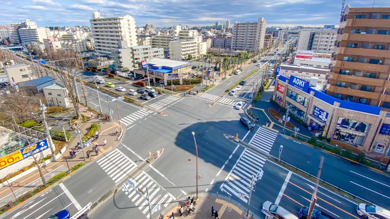 東京板橋・高島平　西台駅前交差点