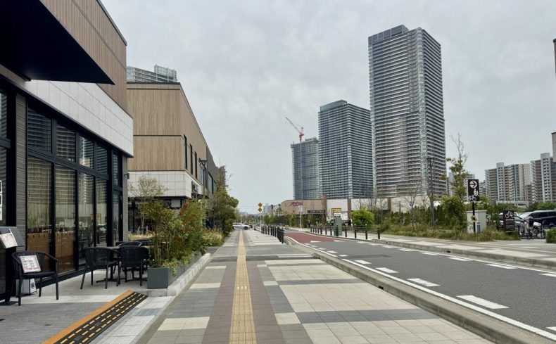 未来型超高層マンション群「幕張ベイパーク」を歩いてみた