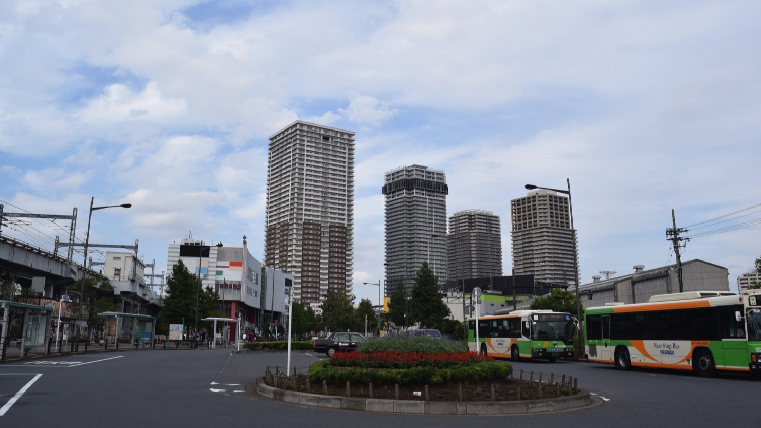 南千住駅前のロータリー