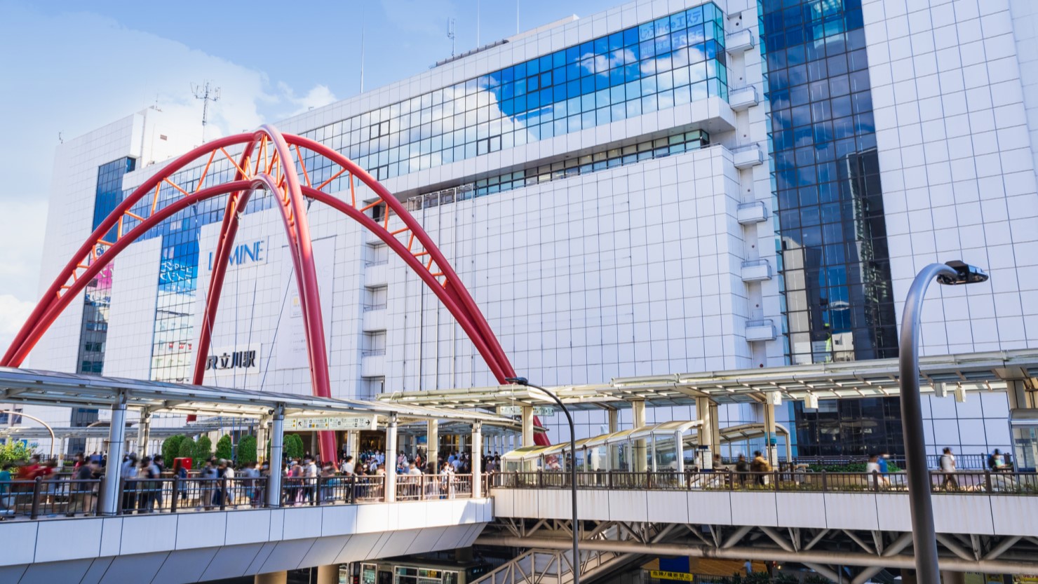 立川駅北口ペデストリアンデッキ