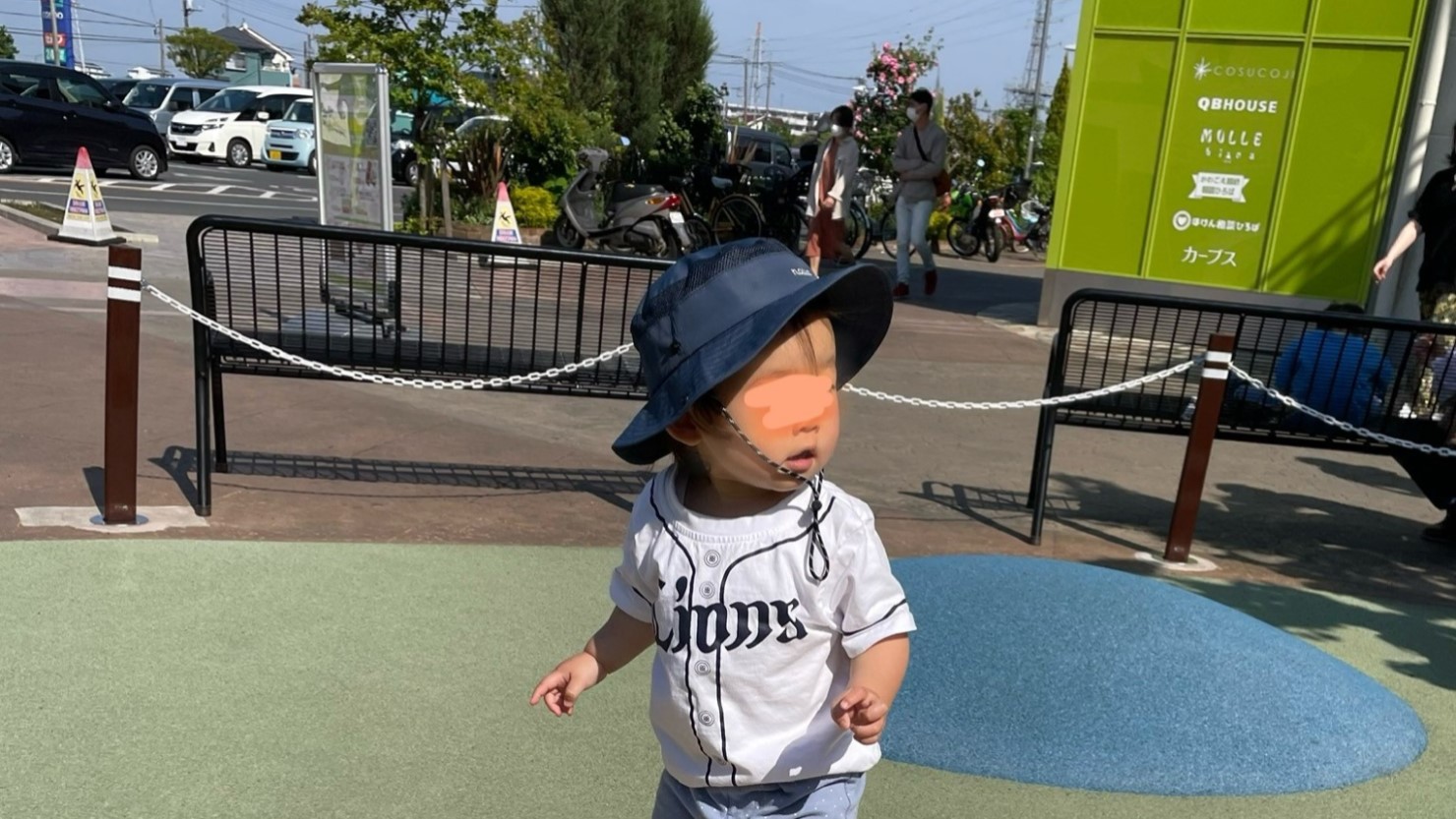 ウニクス南古谷の広場