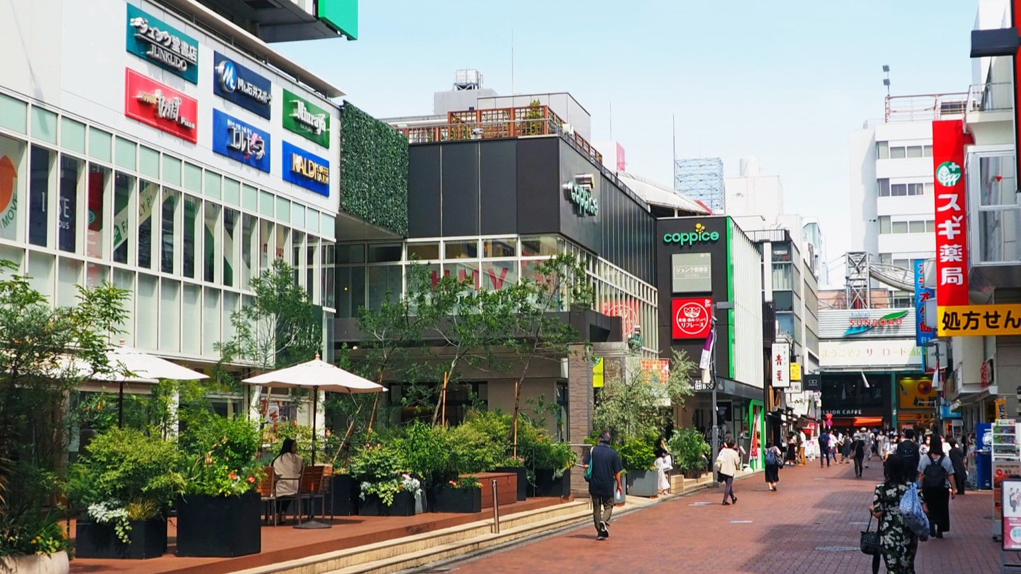 コピス吉祥寺がある元町通り