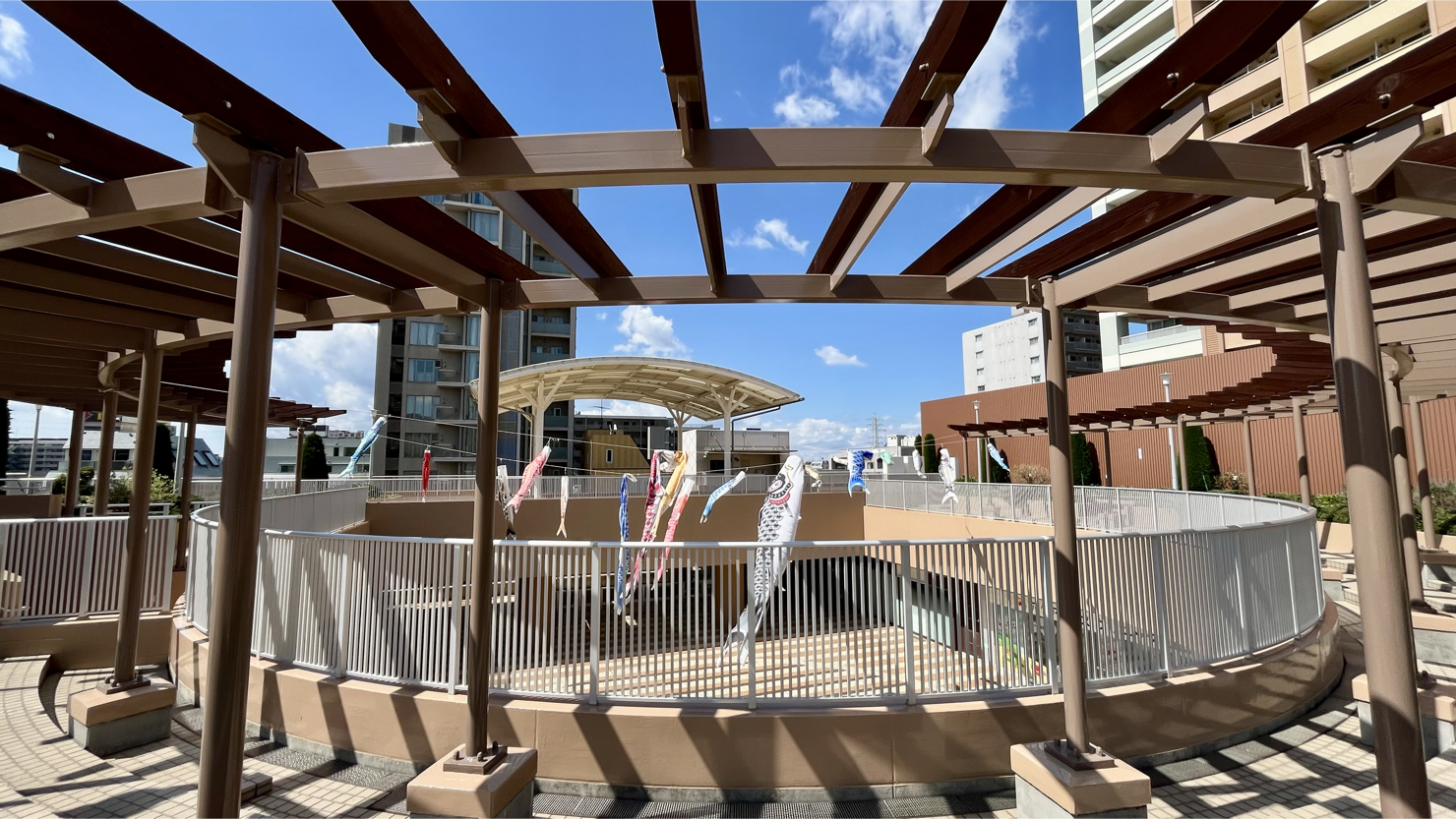 JR市川駅南口イベント広場（2025年5月撮影）