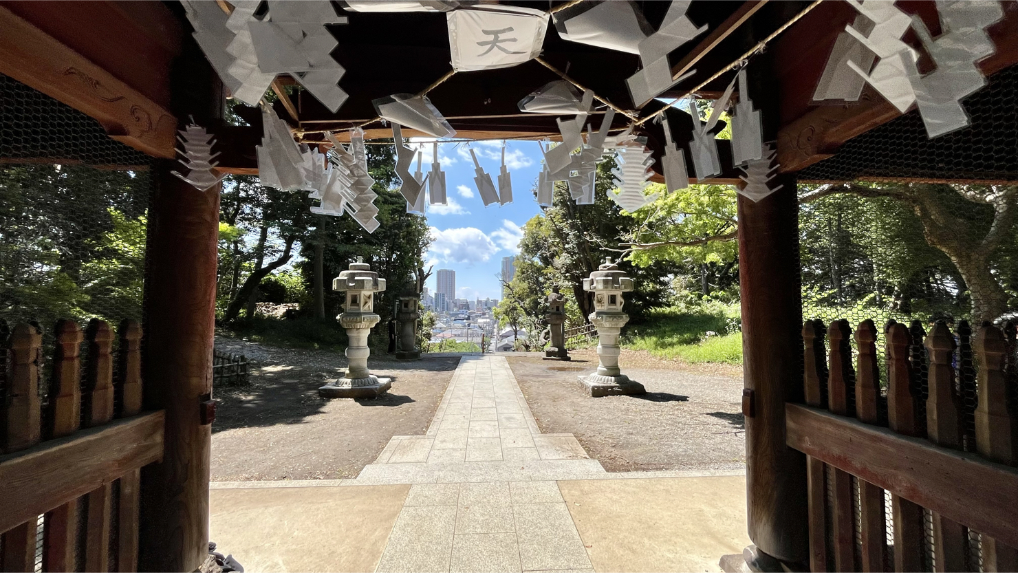 弘法寺山門内部（2025年5月撮影）