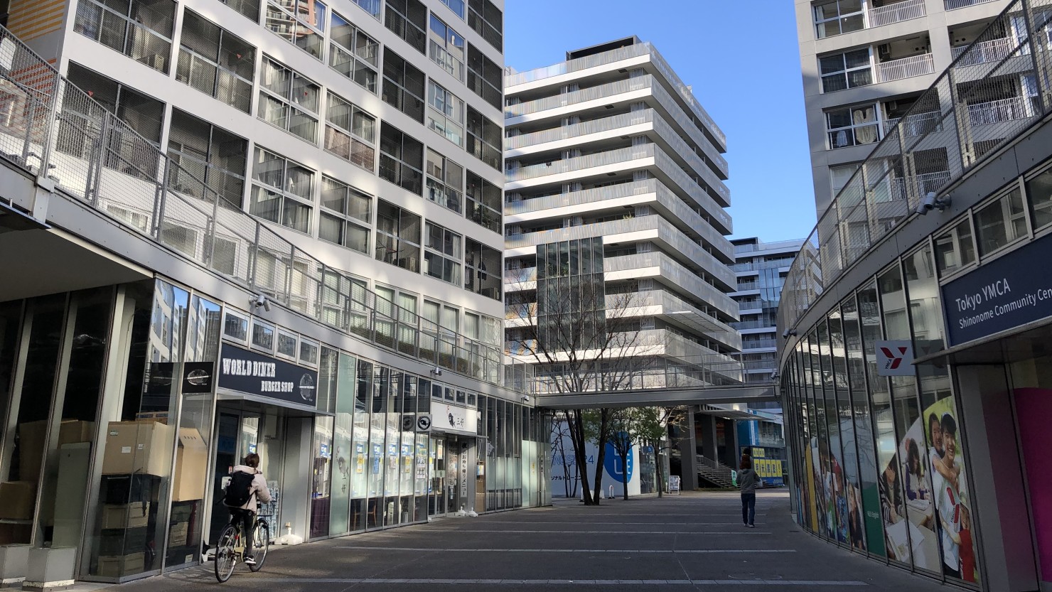 辰巳駅周辺の街の景観