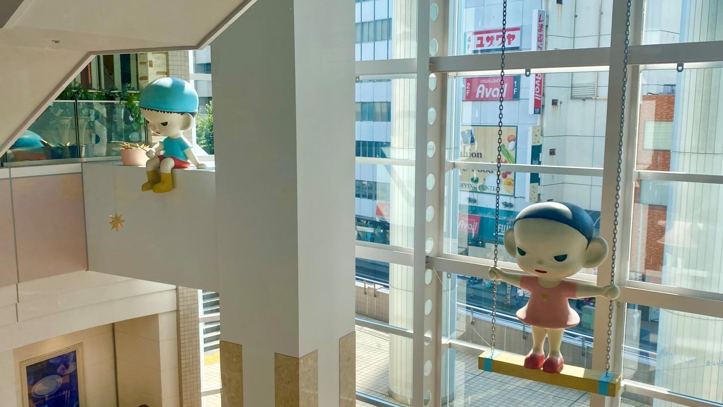 奈良美智オブジェ