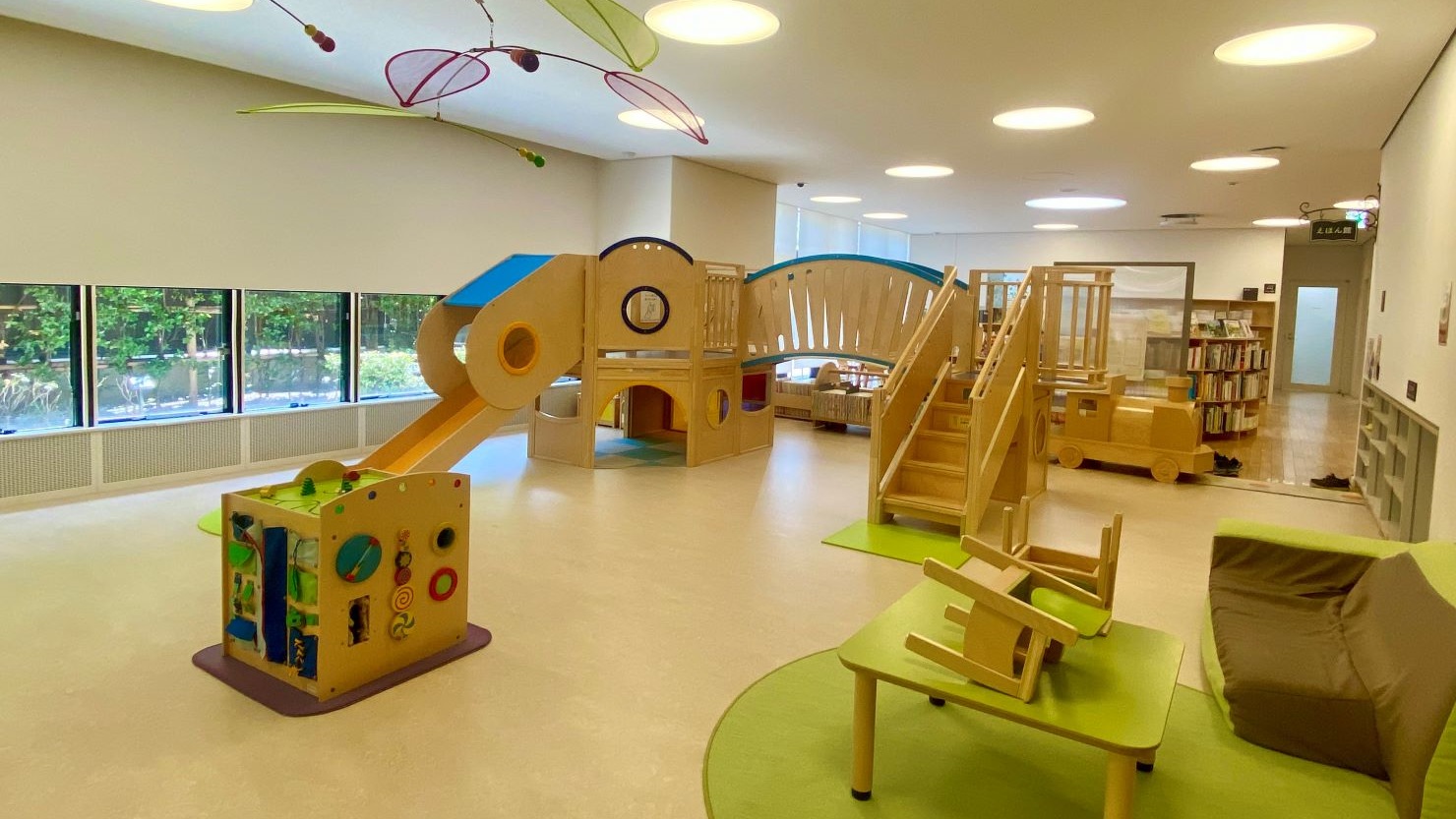 遊びラウンジ(１階)