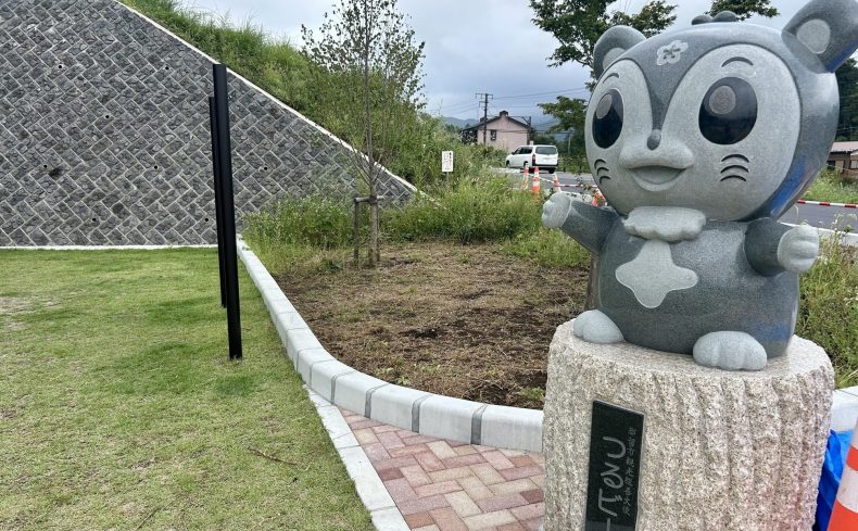 都留市の施設「Nicot」と「つるビーパーク」で子育てとリモートワークを両立