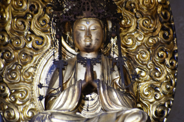 仏教は人を仏に変化させる