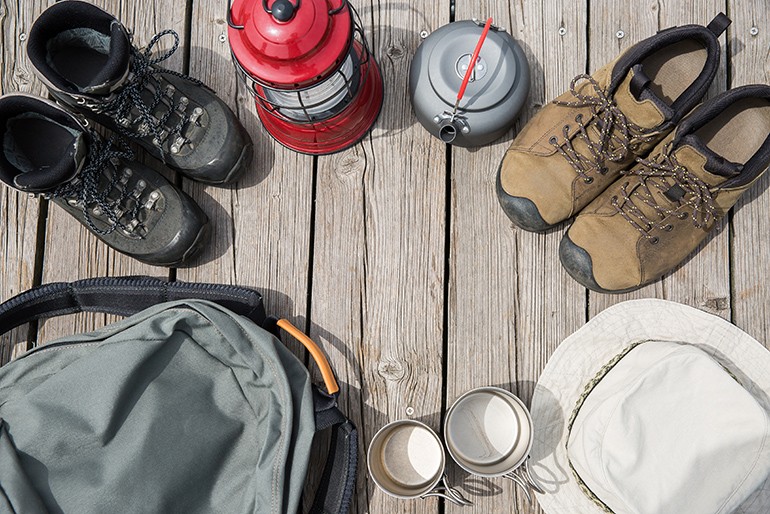 キャンプグッズを際立たせる、ノイズを消す物理的アプローチ