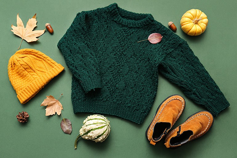 【プロが徹底解説】秋冬の商品写真が劇的に変わる！売上を伸ばす「見せ方」の4つの重要ポイントの物撮り