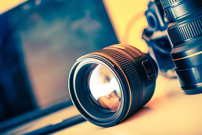 「自分で撮る」限界と、経営判断としてのアウトソーシング