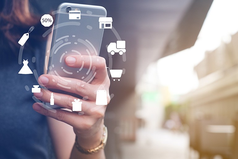 「スマホで撮れば十分」が、春のプロジェクトを全滅させる