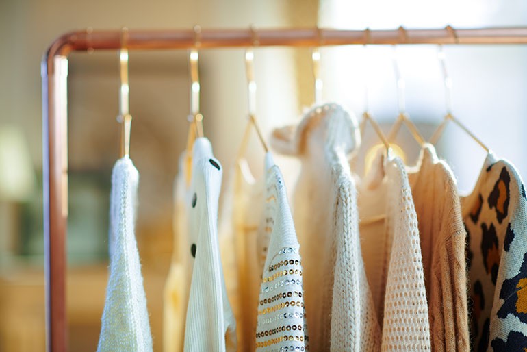 センス不要！アパレル集合写真で「クリックされる配置」を作るプロの構成術