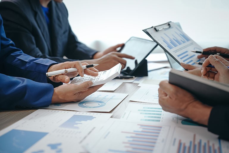 目的別のプロ活用術:コストと時間を削減する最適解