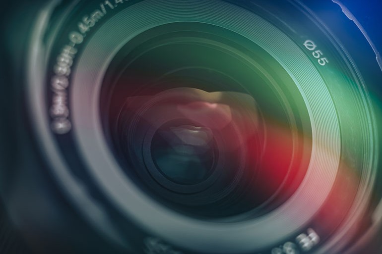 3秒で伝わる商品写真！タイパ重視の人物撮影をグロスでコスパも最適な撮影サービスの物撮り