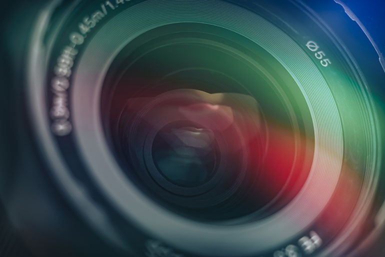 3秒で伝わる商品写真！タイパ重視の人物撮影をグロスでコスパも最適な撮影サービス