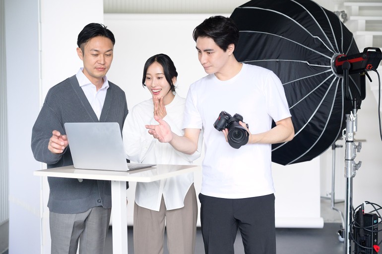 商品写真をプロに頼むと何が変わる？効果と費用を解説の物撮り