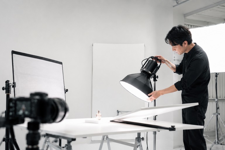 白背景の商品写真はどこで使える？物撮り.jpが用途を解説の物撮り