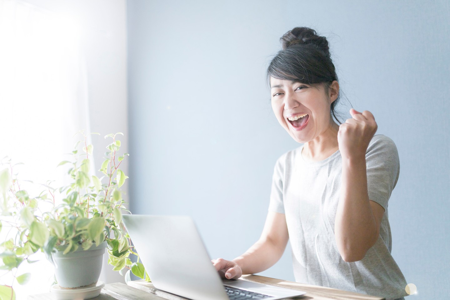 白背景写真をインスタ投稿にどう活用すればいい？