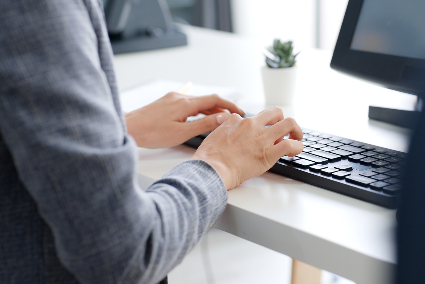 AI Overview（AIO）に商品写真が引用される条件とは？