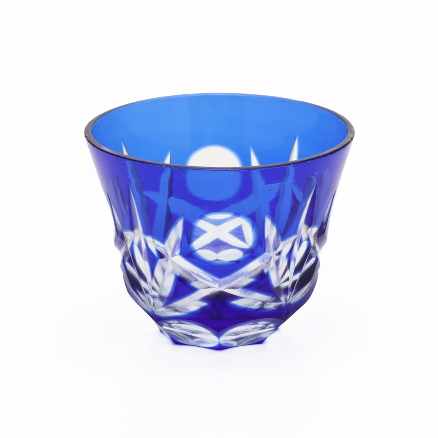 青色の江戸切子