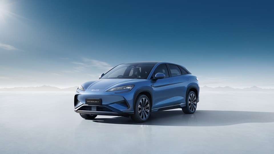 BYD SEALION 7