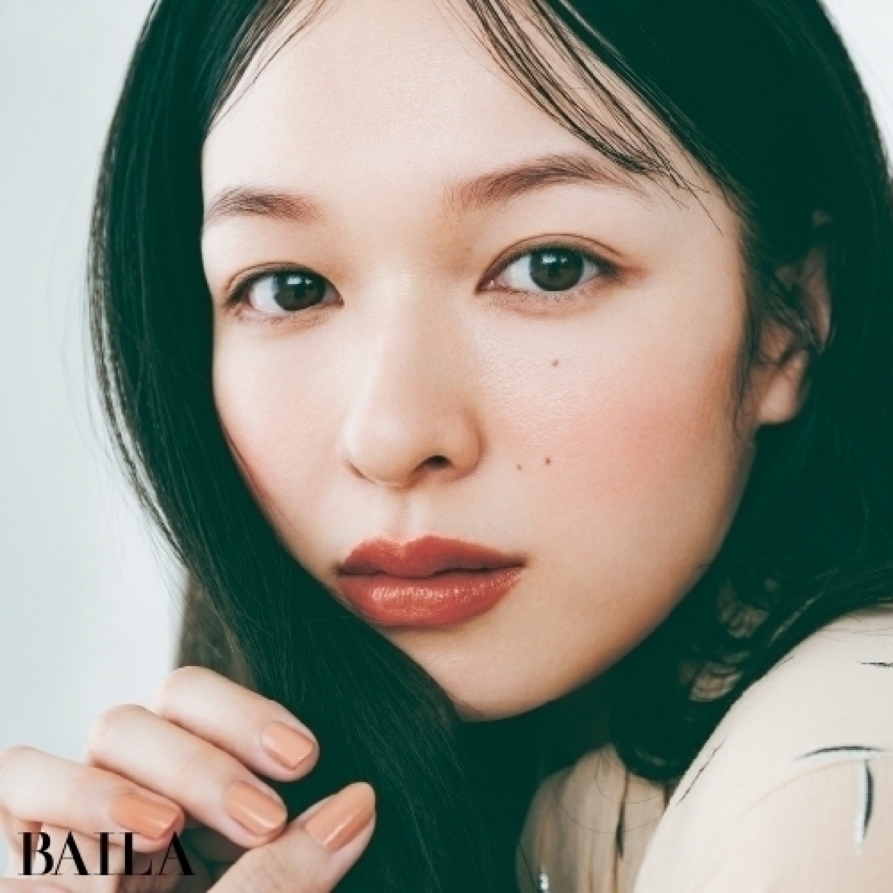 笹本恭平さんのコンサバメイク塾 リップ チークには大人の品とナチュラルさをのせて Baila