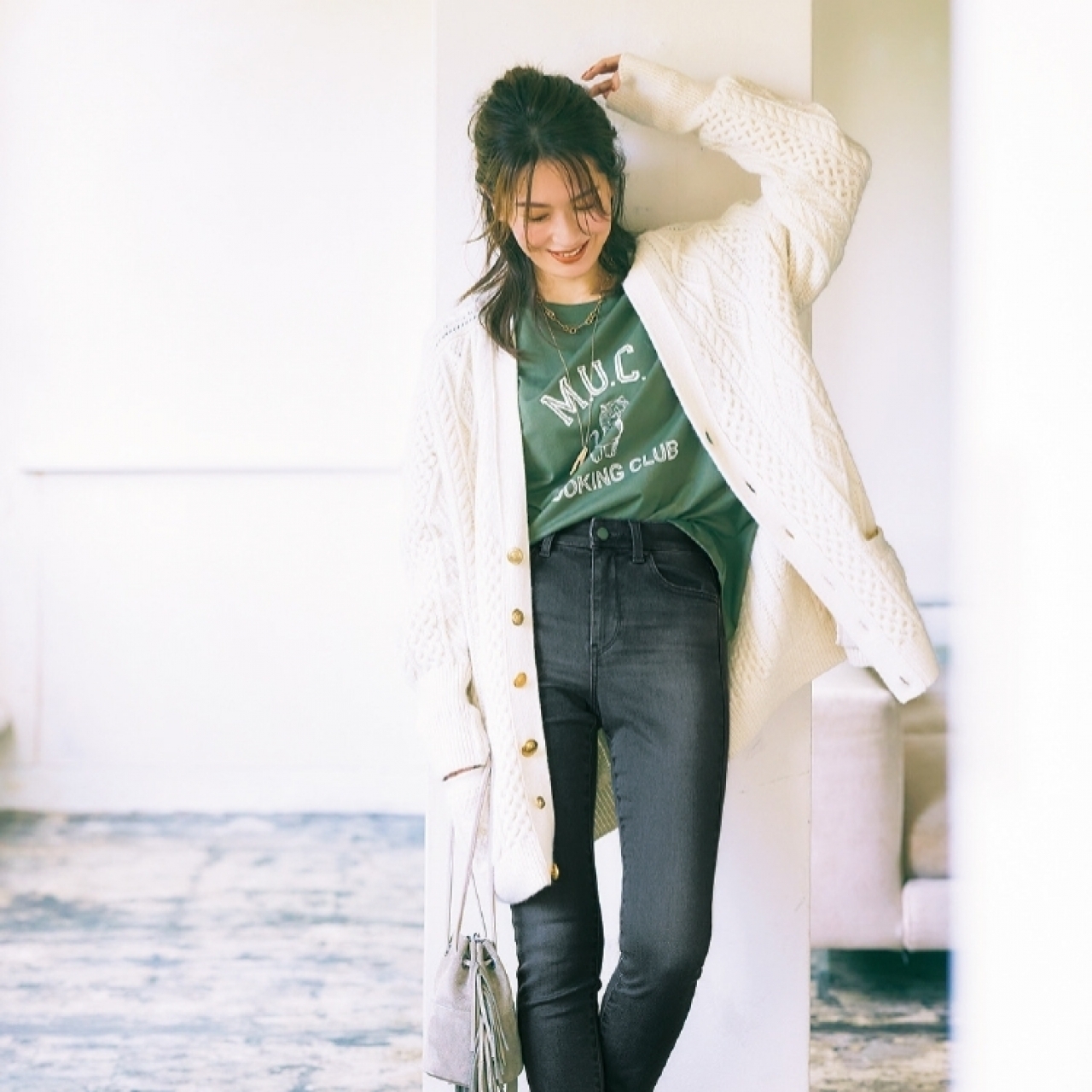 フォトギャラリー 大人に似合うスウェット スウェットコーデ Baila