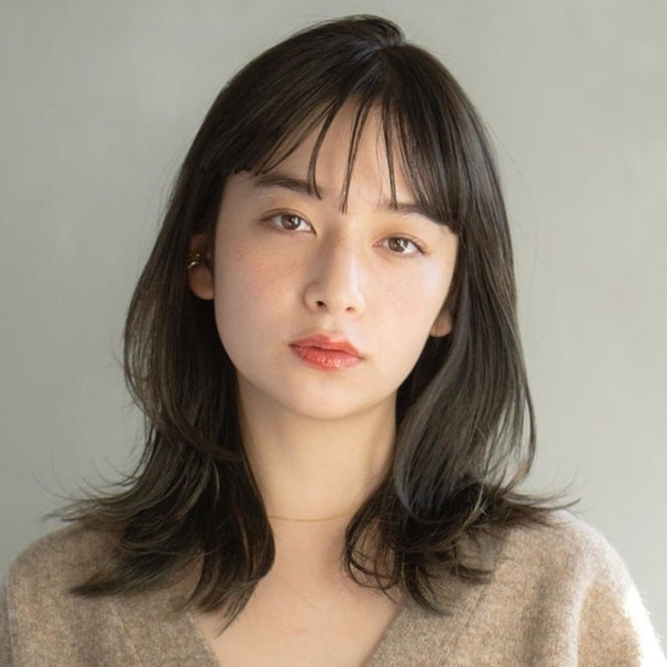 ミディアム 30代 40代大人の髪型 フォトギャラリー Baila