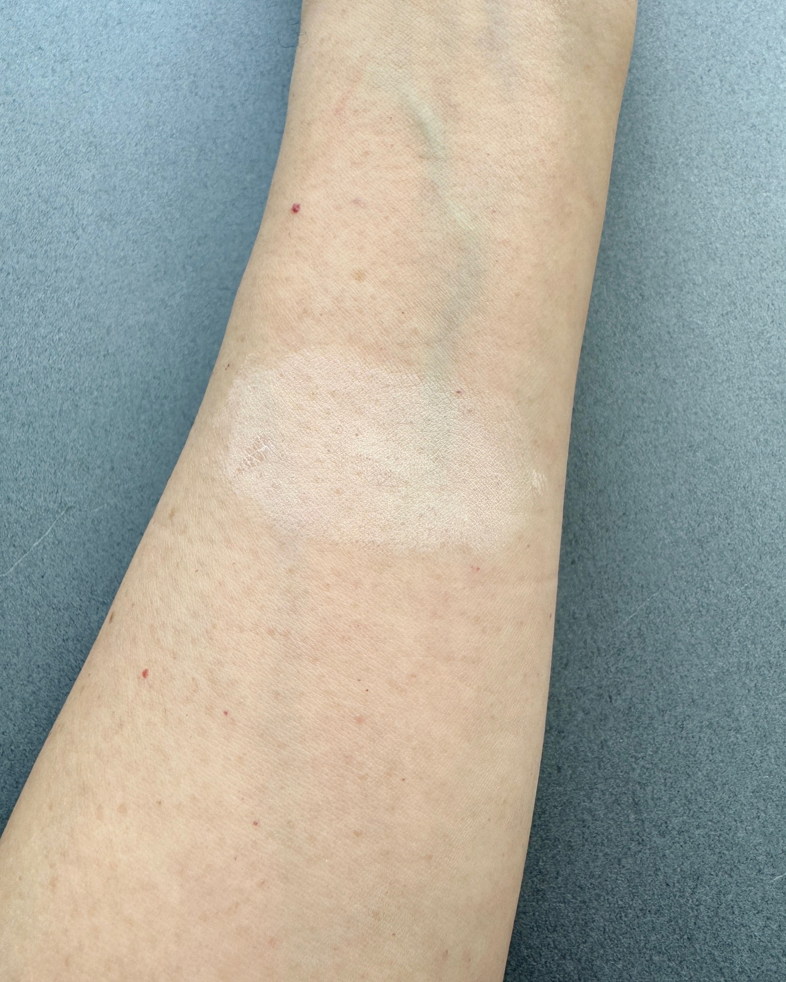 　【クリスマスコフレ2025】　ミラノコレクション フェースアップパウダー 2026 スウォッチ