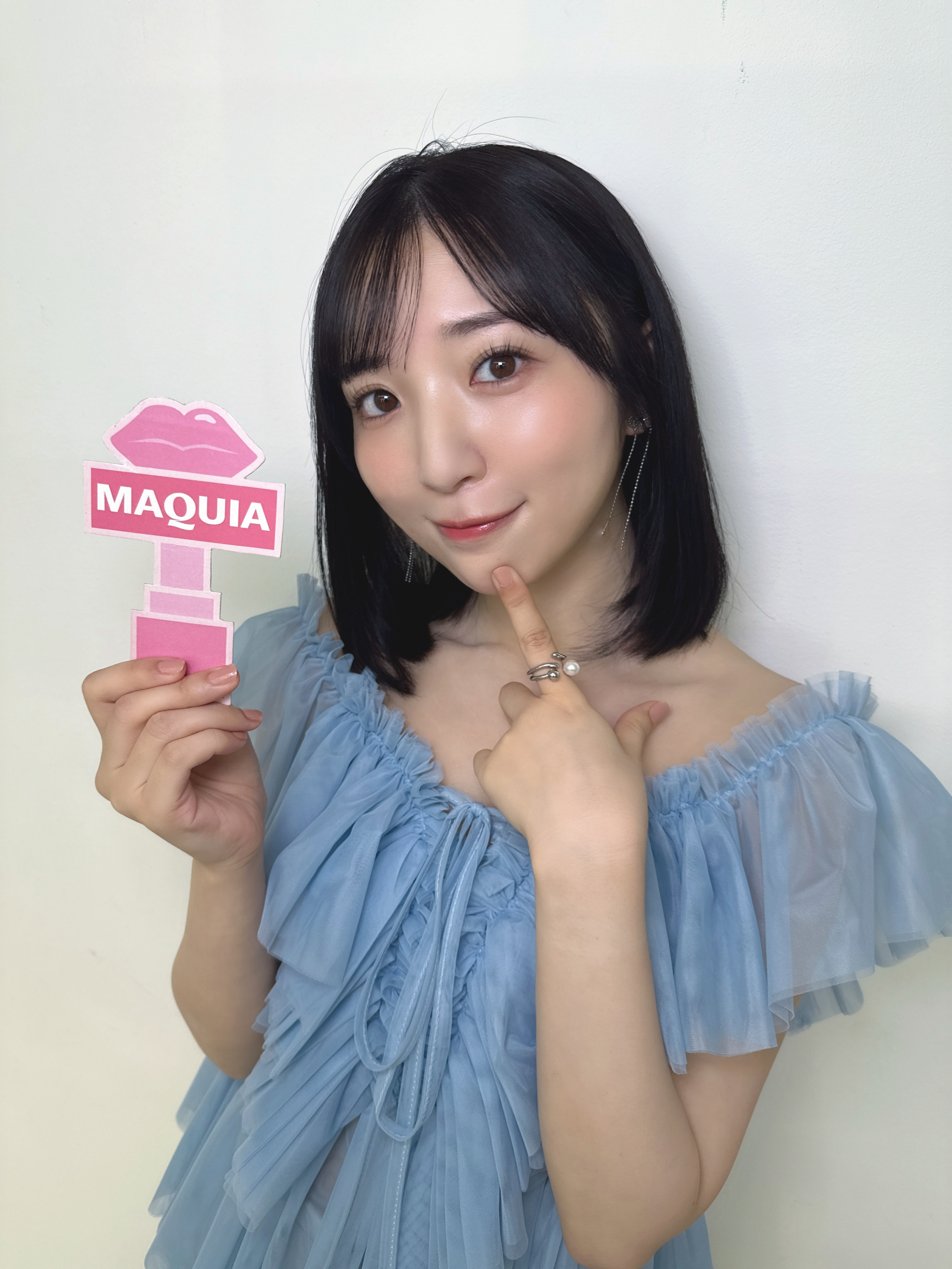 声優豊田萌絵さん　マキアオフショット　マキアマイク②