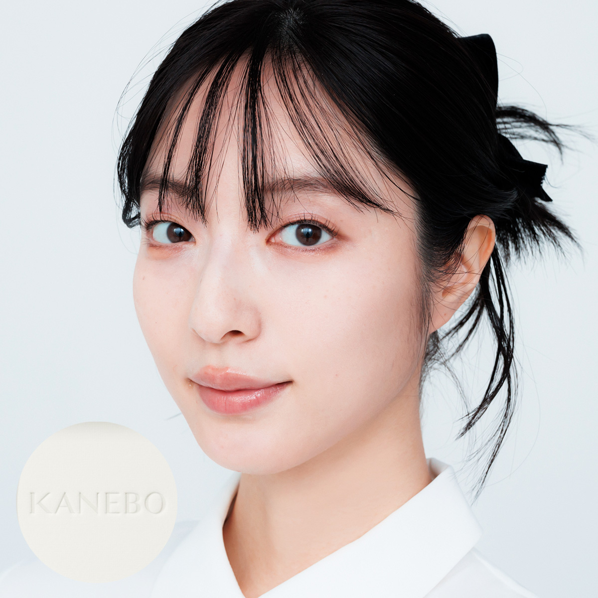 仕上がり　KANEBO クリスタライズドフィックスパウダー