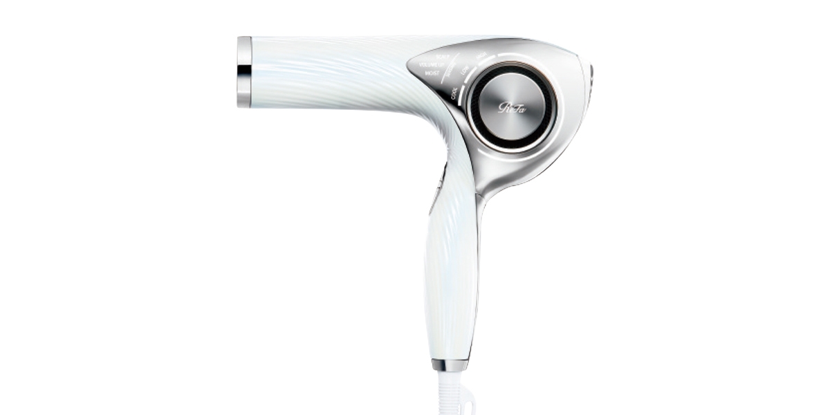 ReFa リファビューテック ドライヤープロ ￥39600／MTG