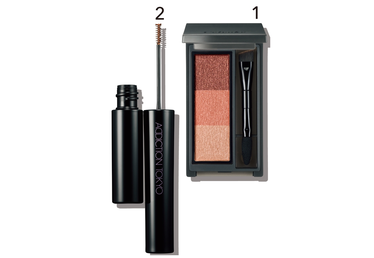 1 インディケイト アイブロウパウダー 07 ￥3850／セルヴォーク　2 アイブロウマスカラ マイクロ 001 ￥3080／アディクション ビューティ