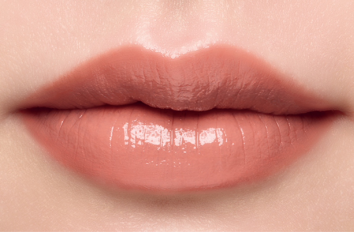 マキアベストコスメ2025下半期 1位 ディオール 　ルージュ ディオール オン ステージ 120をブルベがスウォッチ