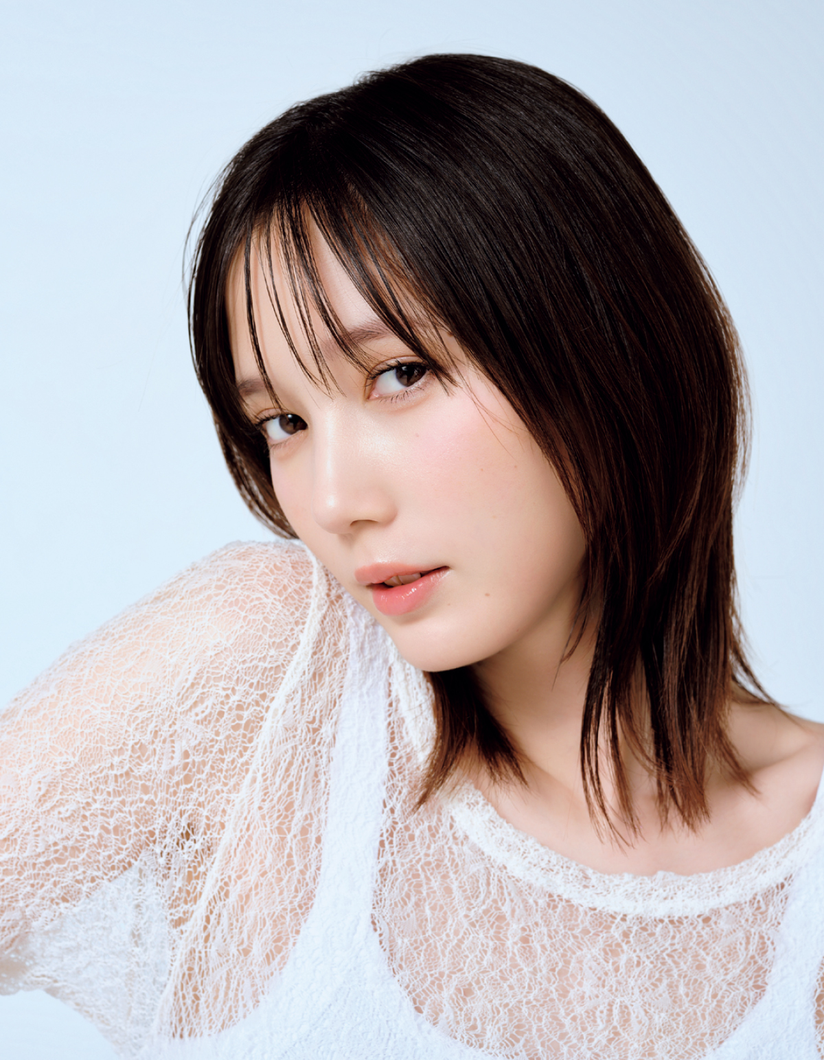 本田翼さん「髪を染めるのをやめました！」。ツヤ髪を目指すばっさーの愛用品は？